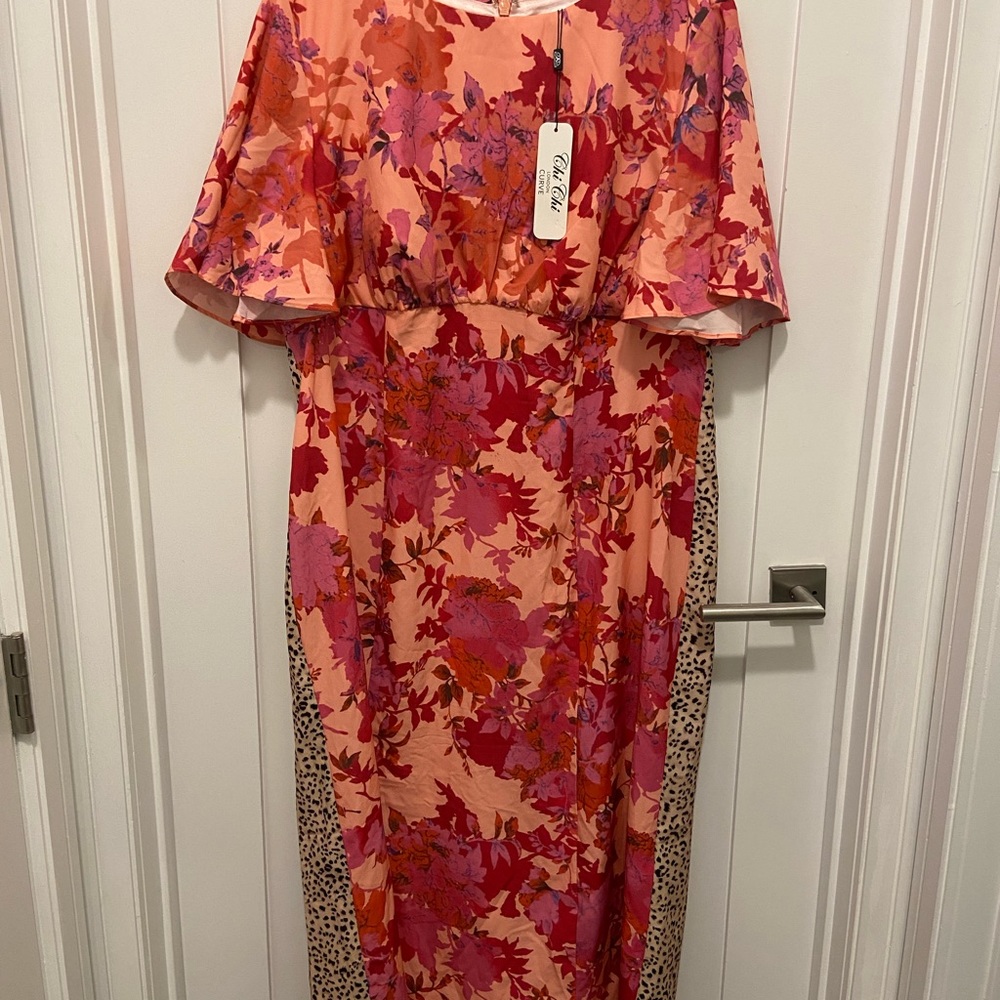 NWT Chi Chi London Flutter Sleeve Floral and Animal Print Midi Day Dress… - Picture 8 of 10